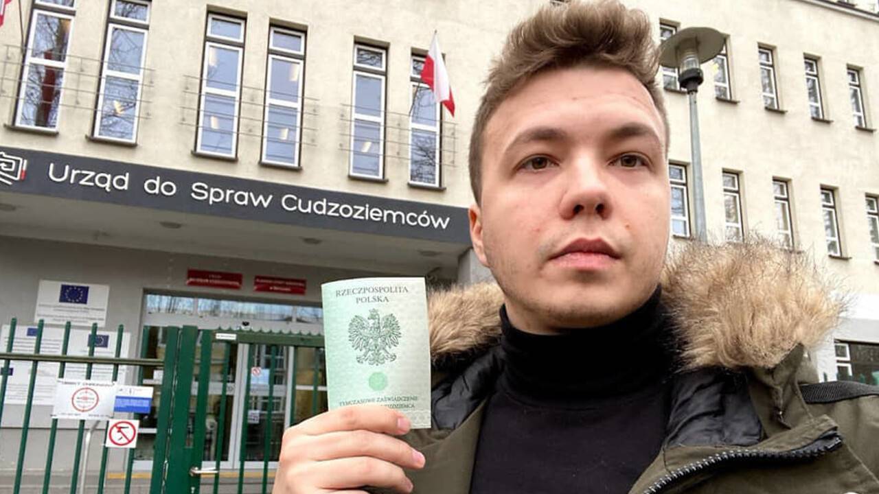 Белорусского журналиста и главреда Telegram-канала Nexta Романа Протасевича помиловали