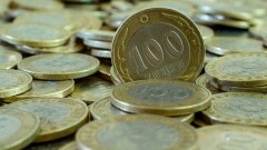 Взлёты падений: как тенге реагирует на мировые потрясения