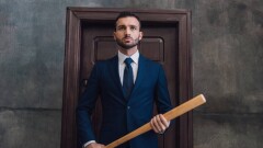 Как казахстанцы могут защититься от произвола коллекторов