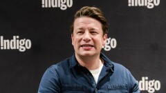 "Я диктовал свои книги, чтобы их не писать": Джейми Оливер рассказал о жизни с дислексией