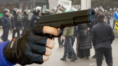 Бандитов выставляют "мирными демонстрантами"