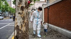 Шанхай на свободе. В городе отменили ковидный локдаун, но карантин продолжается