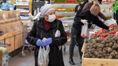 Как казахстанцам экономить без вреда для здоровья и всегда ли акции – это выгодно
