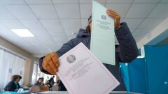 В Алматинской области сотрудники избиркома вбрасывали бюллетени