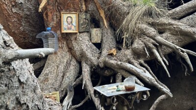 Небанальный маршрут выходного дня: подземный храм близ "Медеу"