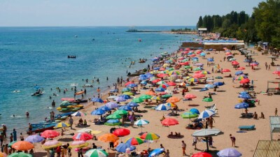 Не каждому казахстанцу по карману. Отдых на Иссык-Куле в этом сезоне ощутимо подорожал