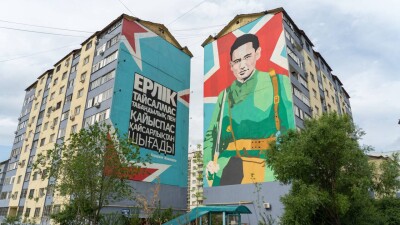 Муралы Алматы: Димаш, Момышулы, Кунаев и Макатаев. Где их найти