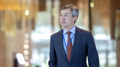Раимбек Баталов: Не надо стесняться развивать сырьевой сектор