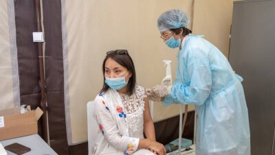 Почему обязательная вакцинация – не принудительная