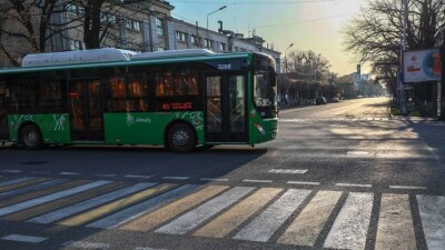 Видим, чем дышим. Почему автобусы Алматы так и не перевели на газ