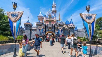 Почему в каждом фильме Disney фигурирует английская деревня