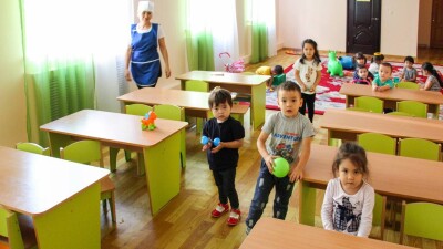 Сколько стоит посещение детского сада в Астане и как решить проблему нехватки мест