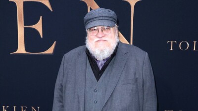 Автор "Игры престолов" подал в суд на разработчиков ChatGPT за нарушение авторских прав