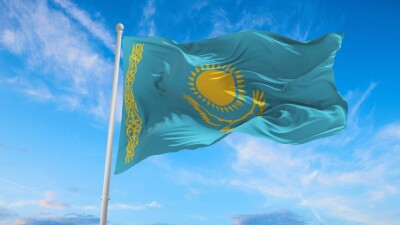 Казахстан укрепляет отношения со всеми соседними странами одновременно