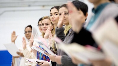 Канада приглашает в страну 1,5 млн иммигрантов. Зачем ей это понадобилось