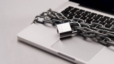 Нужен ли правительству новый закон, чтобы установить контроль над интернетом