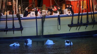 250 лет "Бостонскому чаепитию". Что это было: борьба с деспотией или за свой карман?