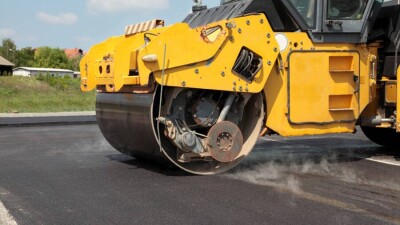 В Костанайской области не могут закончить ремонт дорог. Нет битума