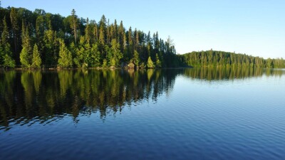 Почему ил со дна канадского озера стал символом влияния человека на планету Земля