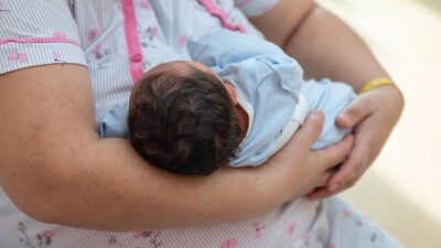 Пациенток вдвое больше, чем должно быть. Репортаж из столичного роддома