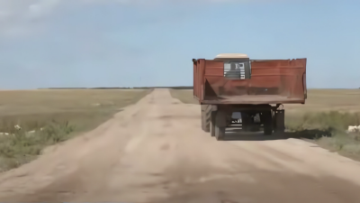 Живут без дорог: сельчане Акмолинской области требуют асфальтировать дорогу