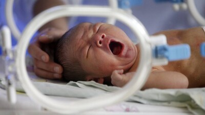 Почему многие женщины в Китае отказываются от материнства