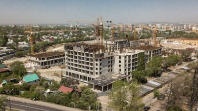 Казахстанцы взяли вдвое больше ипотечных кредитов, чем в 2020 году. Как это влияет на стоимость жилья