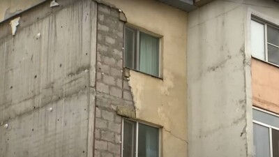 В Талгаре многоэтажка разрушается из-за непогоды. Такие проблемы – в трети новостроек по стране
