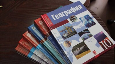 Казахстанские школьные учебники опять перепишут. Выиграют ли от этого дети?