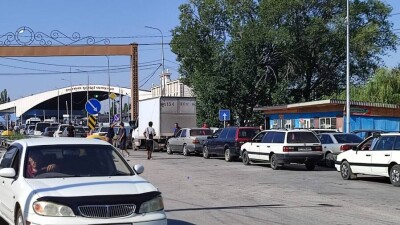 Что может испортить отдых на Иссык-Куле? Пробки на границе