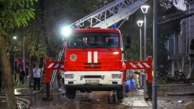 Во время беспорядков террористы напали на 33 пожарные машины, пострадали 10 сотрудников МЧС