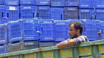 Пустые полки и рост цен. Как повальный дефицит мешает миру оправиться от коронакризиса