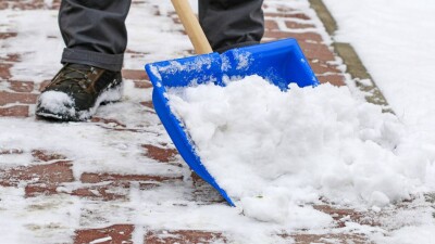 Карагандинские коммунальщики отказались чистить улицы из-за задержки зарплаты