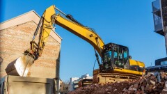 "Ең аз соманы беріп жатыр". Үйі сүрілетін Алматы тұрғындары әкімдік бағасымен келіспейді