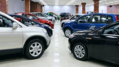 Көлік неге қымбат? Автосарапшы мұны Ресейдің Қазақстаннан жаппай көлік сатып алуымен байланыстырды