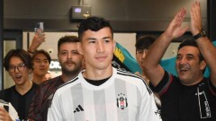 Қазақстандық жартылай қорғаушы Бахтияр Зайнутдинов Түркияның "Бешикташ" клубына ауысты