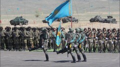 Қазақстан сарбаздары банк пен қаржы ұйымдарына 2,3 млрд теңге қарыз