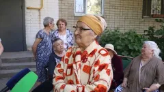 "Жарықты өшірсек те, сымдар жарқылдап тұрады". Ақтөбеде апатты үйдің тұрғындары облыс әкімінен көмек сұрады