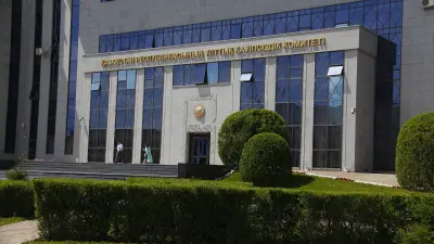 Астанада ҰҚК қызметкері терезеден құлап көз жұмды