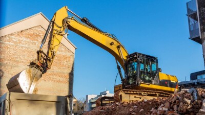 "Ең аз соманы беріп жатыр". Үйі сүрілетін Алматы тұрғындары әкімдік бағасымен келіспейді