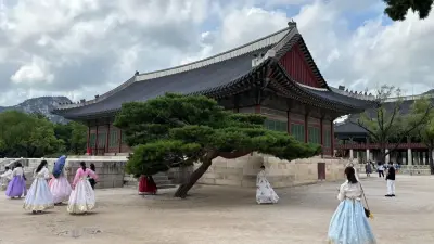 Силла патшалығынан сәнді Сеулге дейін: Кореяның төрт қаласынан фоторепортаж