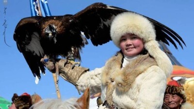 Қазақстанда бүркітші қыз Айшолпан туралы фильмнің алғашқы көрсетілімі өтті