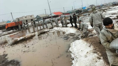 Үйін бесінші жыл қатарынан су басқан ақтөбеліктер мемлекеттен баспана сұрады