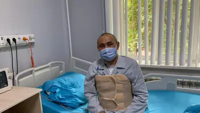 Алматыда күрделі трансплантация: бір донор 43 жастағы ер адам мен екі баланы құтқарып қалды