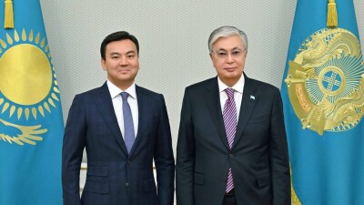 Тоқаев қазақ тілін қолдайтын қорға өз қаражатынан 7 млн теңге аударды