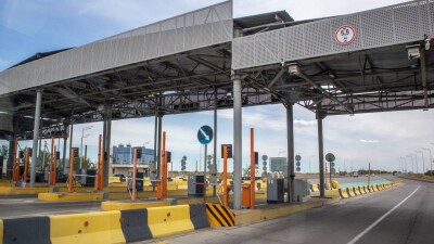 Қазақстандықтар 7 ақылы жолдан өткен кезде төлем әдістері туралы SMS-хабарлама алады