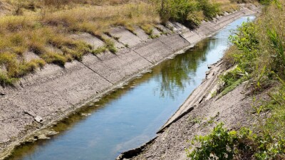 Түркістан облысында 6 ауыл тұрғыны сусыз қалғаны үшін кәсіпкерді кінәлады