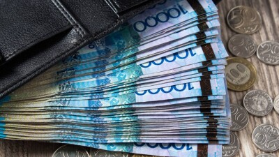 Мәдениет қызметкерлерінің орташа жалақысы 2025 жылы 300 мың теңгеге жуықтайды