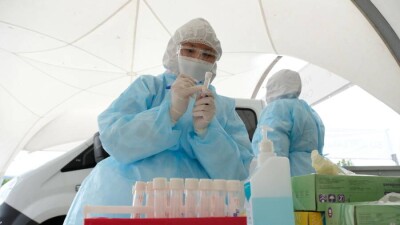 Күнсұлу Закарья: Бірінші қорғаныс шебі – ғалымдар. QazVac екпесін алдымен соларға салып тексердік