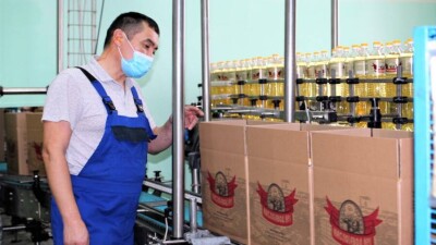 Өскемендегі май зауыты қалай 750 адамды жұмыспен қамтыды?